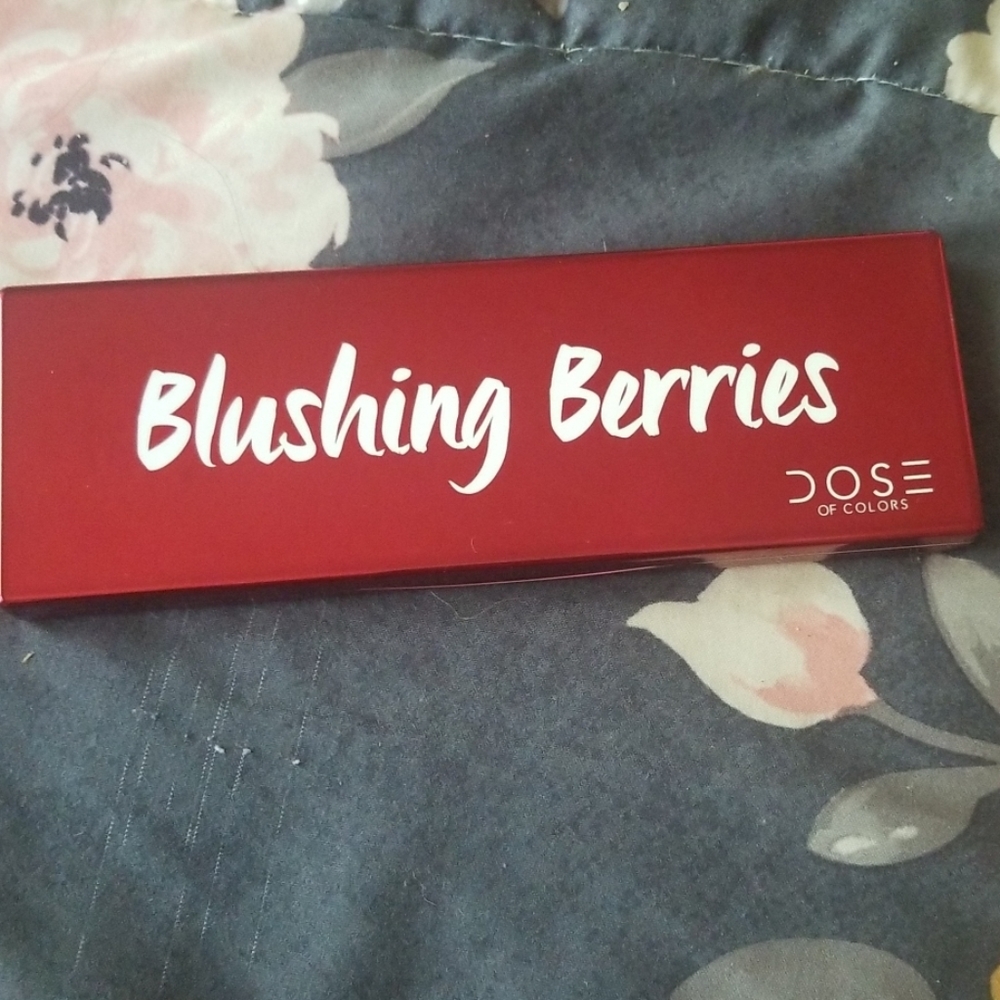 DOSE of colors eyeshadow pallet